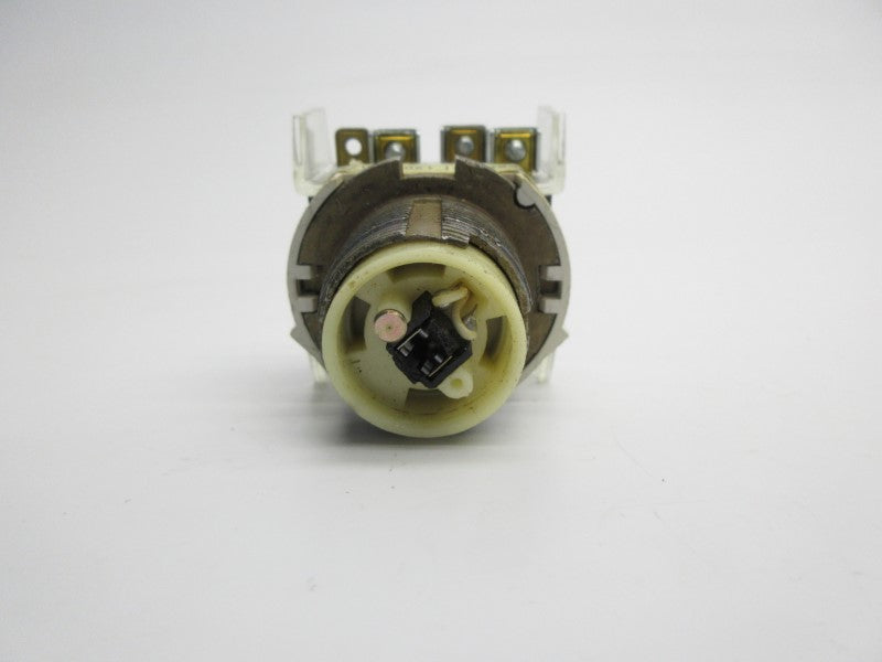 ALLEN BRADLEY 800T-16HX2KB6 SER. T 120V (AS PICTURED1) NSNP