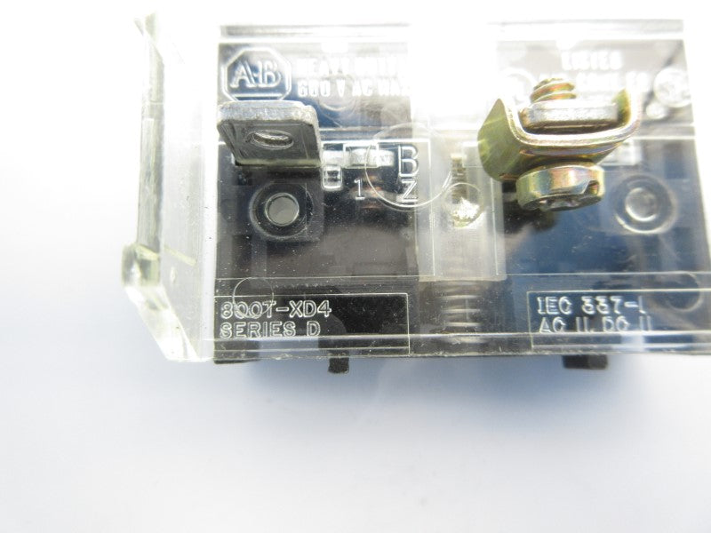ALLEN BRADLEY 800T-XD4 SER. D 600VAC UNMP