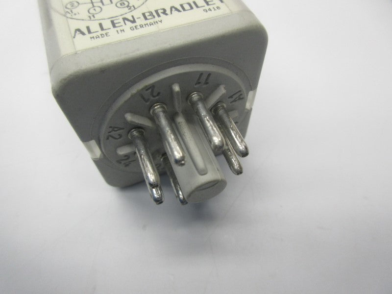 ALLEN BRADLEY 700-HA32A2 SER. A 240VAC 10A UNMP