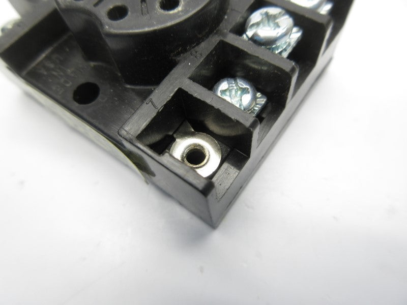 ALLEN BRADLEY 700-HN125 SER. A 300V 10A UNMP