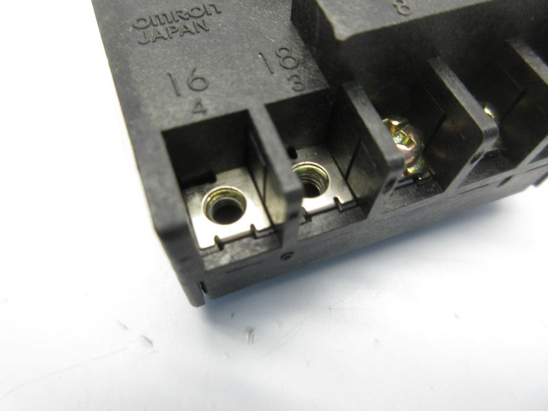 OMRON P3G-11 UNMP
