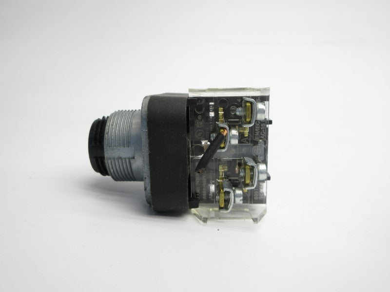 ALLEN BRADLEY 800T-FXQH2RA SER. U 12-130VAC/DC UNMP