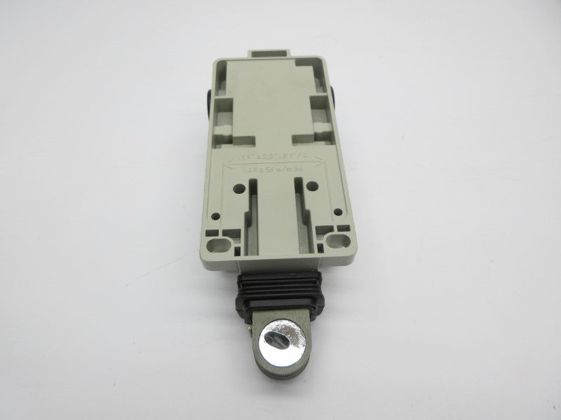 TELEMECANIQUE XY2CH13250H7 240V 3A NSMP