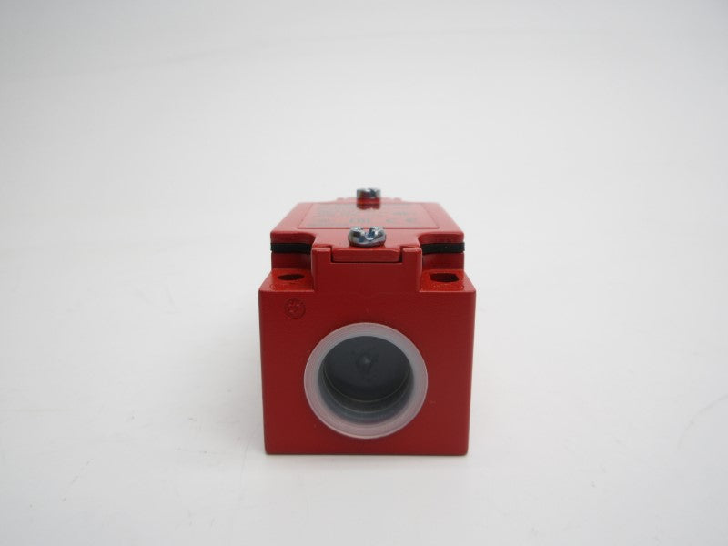 TELEMECANIQUE XCSA503 240V 3A NSNP