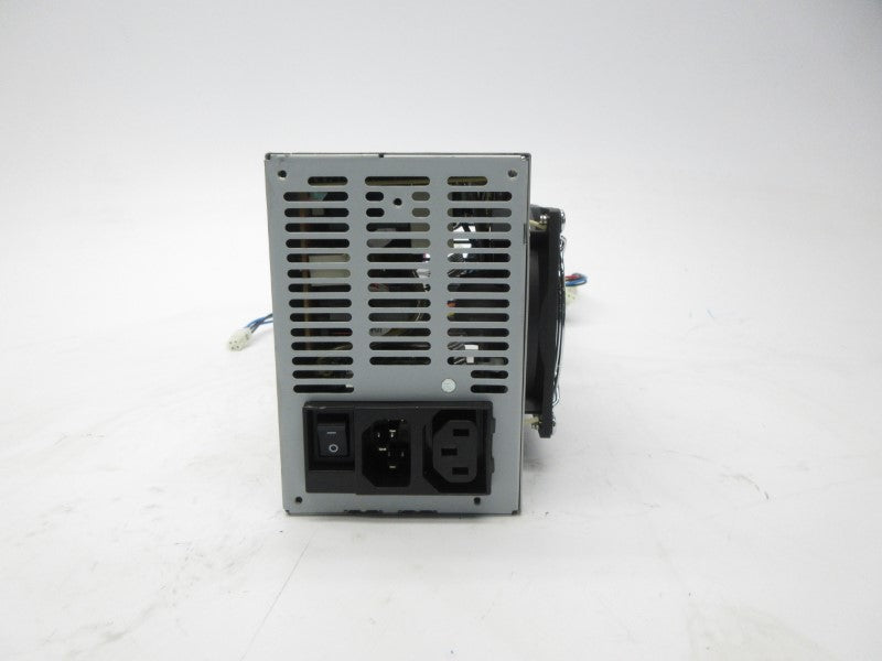 ASTEC AA21720 S26113-E448-V30 100-127/200-240V 8.0/4.0A NSNP