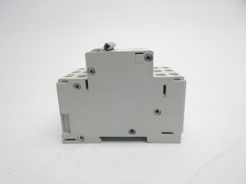 ALLEN BRADLEY 1492-CB3G100 SER. B 480VAC 100A NSNP