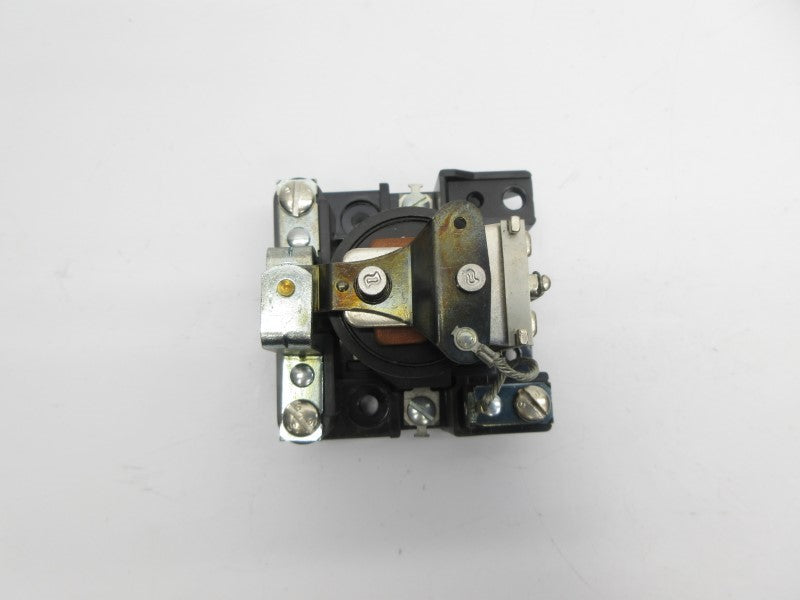 ALLEN BRADLEY 700-HG47A2 SER. A 240VAC (BK/YL) NSMP