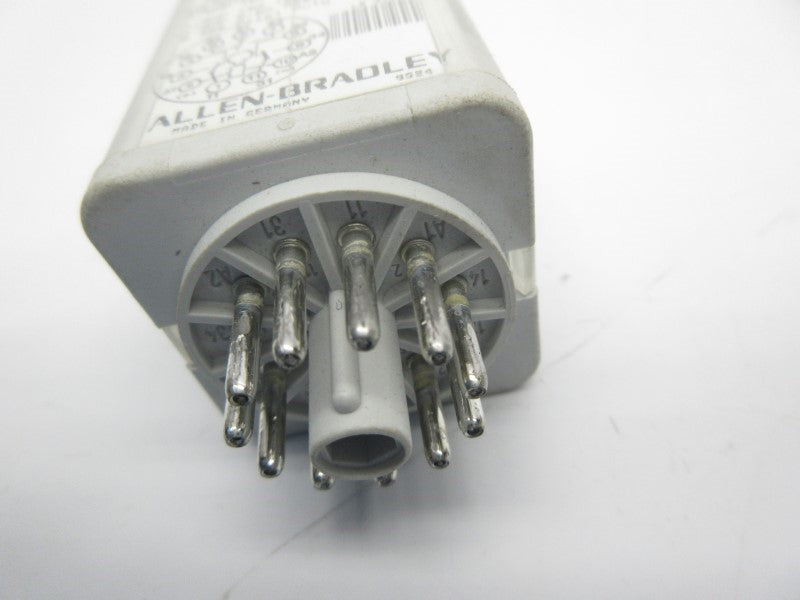 ALLEN BRADLEY 700-HA33Z24-4 SER. A 24VDC 10A UNMP