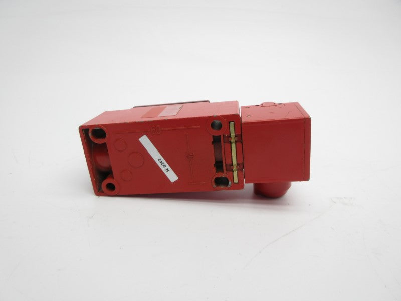 TELEMECANIQUE XCS-B703 240V 3A UNMP