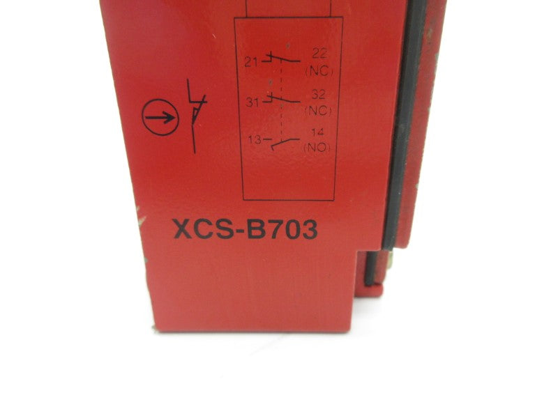TELEMECANIQUE XCS-B703 240V 3A UNMP