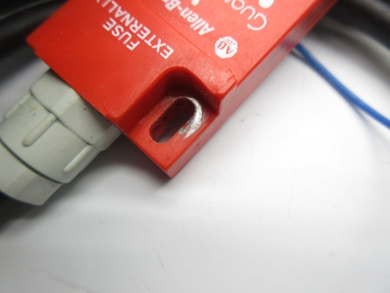 ALLEN BRADLEY 440N-G02077 SER. B UNMP