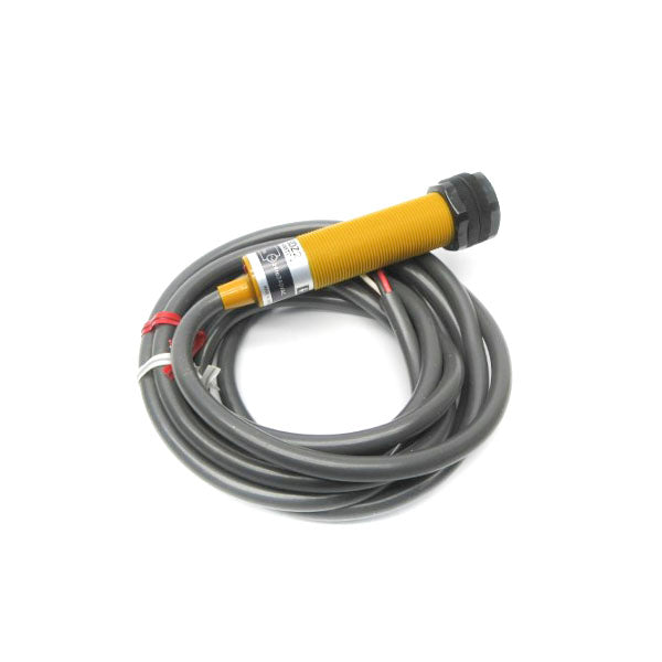 OMRON E3F-3DZ2 24-240VAC NSNP