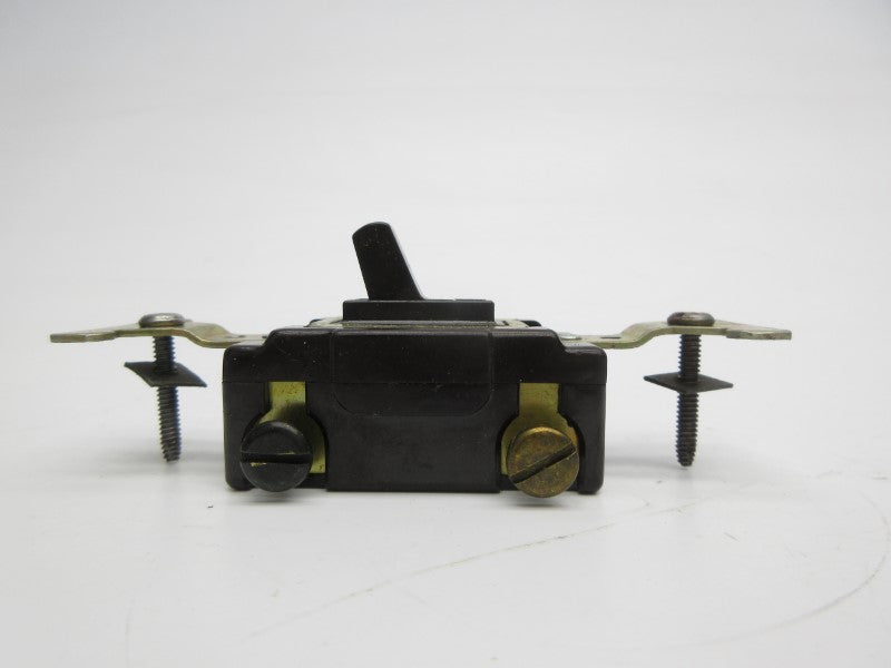 LEVITON 54503/002 120/277VAC 15A NSMP