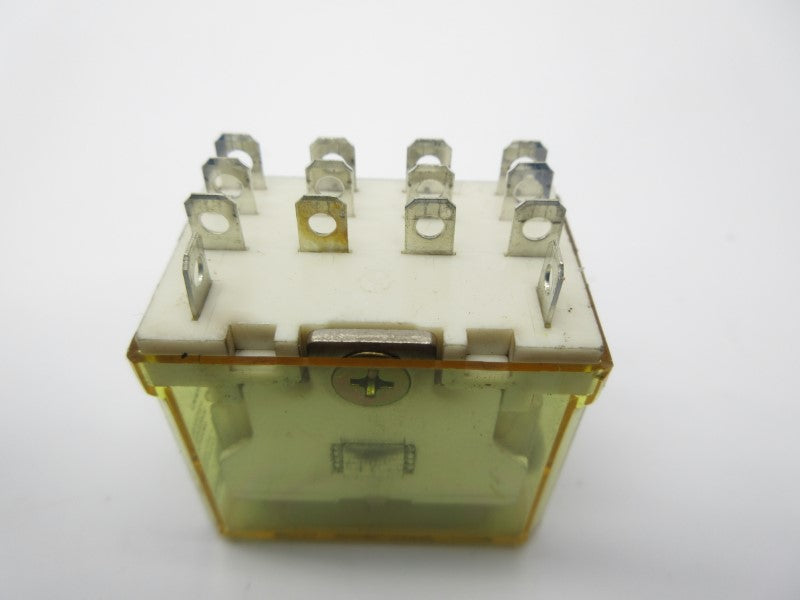 IDEC RH4B-U 24VDC UNMP
