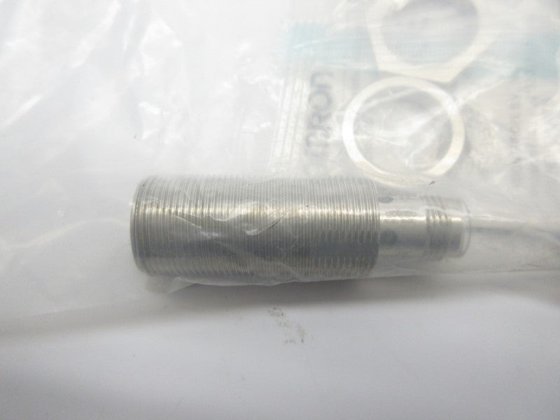 OMRON E2A-M18KS08-M1-B1 12-24VDC NSMP
