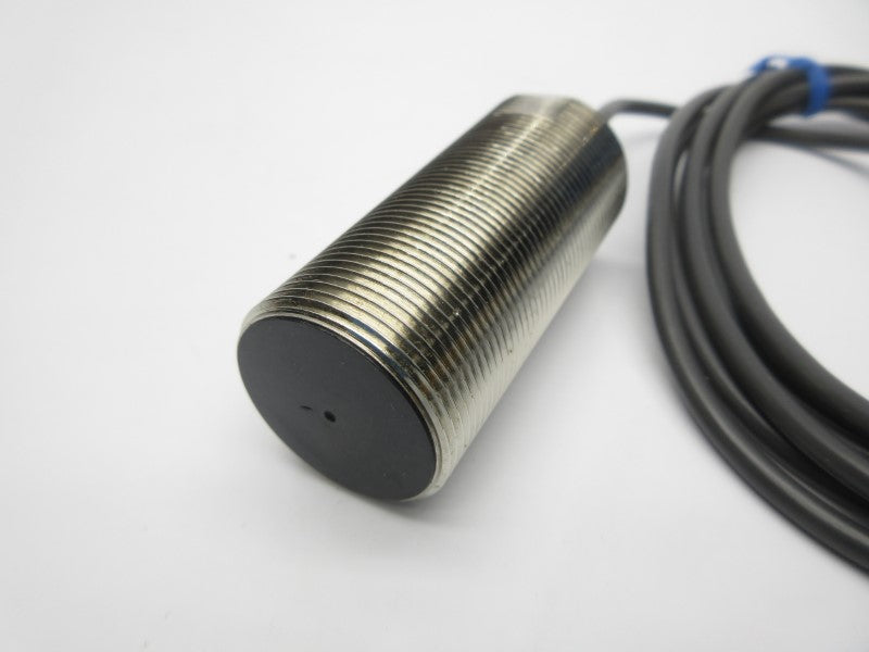 OMRON E2A-M30LS15-WP-C1 12-24VDC NSNP