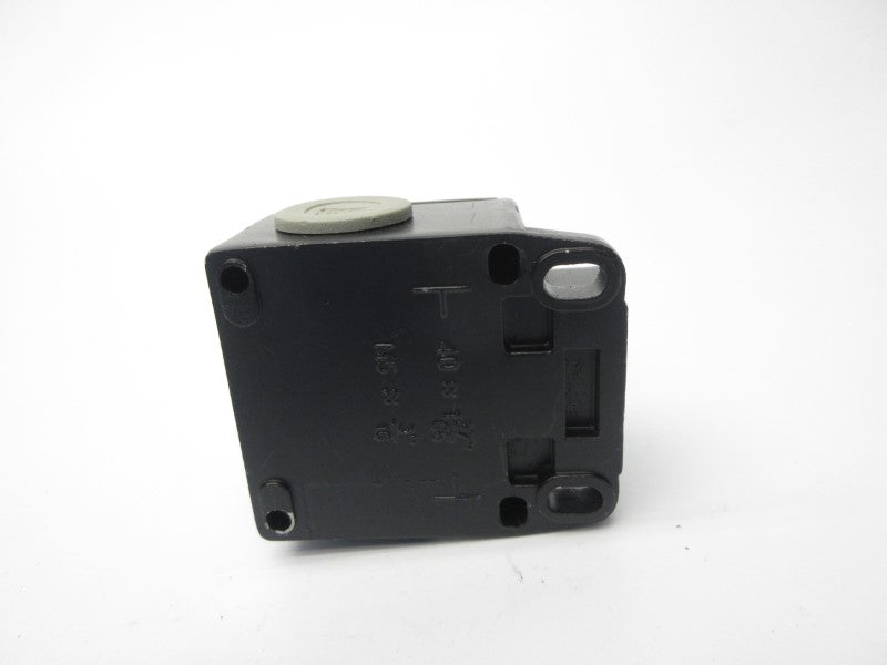 SIEMENS 3SE3100-1E 230V 6A (AS PICTURED1) NSNP