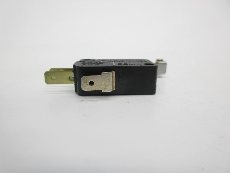 MICRO SWITCH V7-2B17D8-207 277VAC 11A NSNP