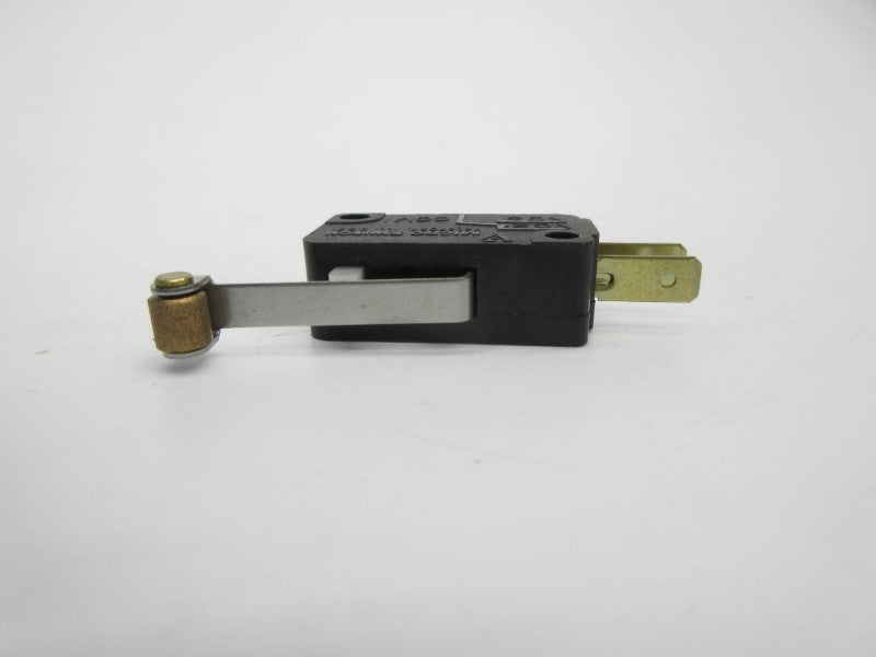 MICRO SWITCH V7-2B17D8-207 277VAC 11A NSNP
