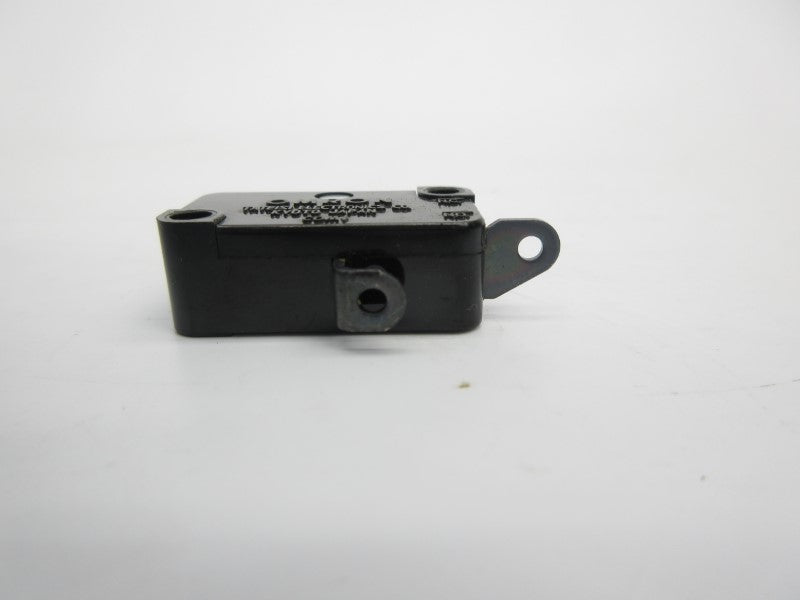 OMRON V-5-3A44 250VAC 5A NSNP