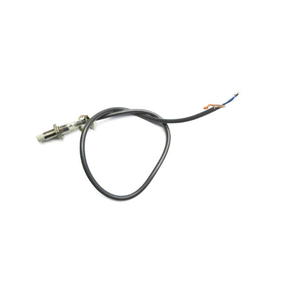 OMRON E2E-X2ME1 12-24VDC (AS PICTURED) UNMP