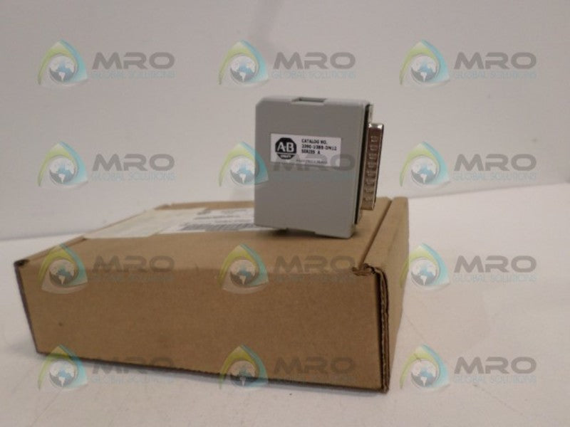 ALLEN BRADLEY 2090-U3BB-DM12 SER. A BREAKOUT BOARD  NSMP