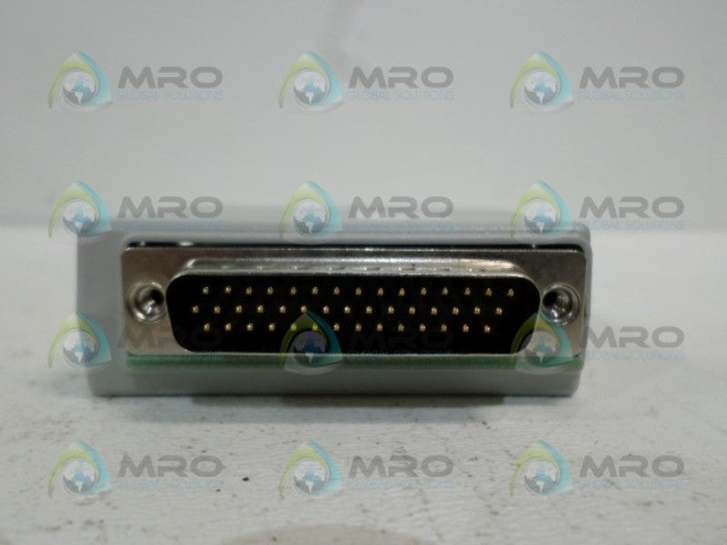 ALLEN BRADLEY 2090-U3BB-DM12 SER. A BREAKOUT BOARD  NSMP