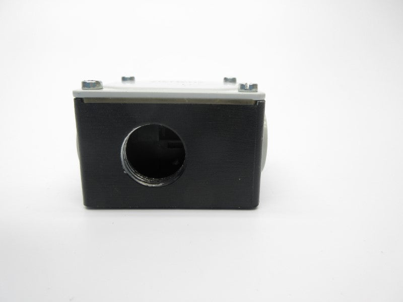 SIEMENS 3SE2100-1E 230V 6A (AS PICTURED) NSNP