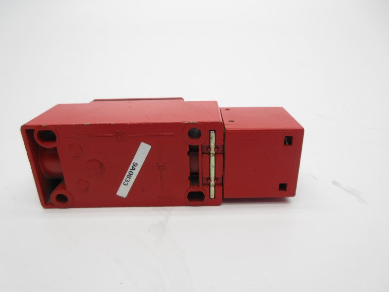 TELEMECANIQUE XCS-A501 240V 3A NSNP