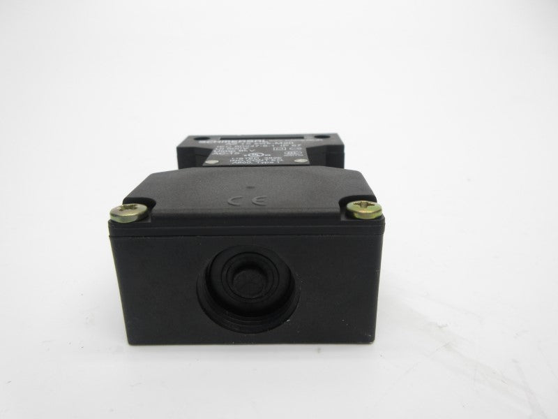 SCHMERSAL AZ15ZVRK-M20 500V (AS PICTURED) NSNP
