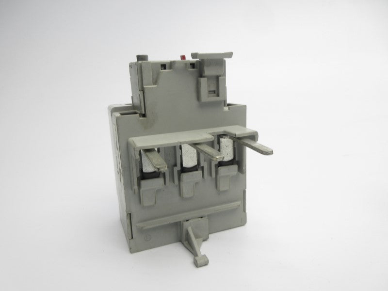 ALLEN BRADLEY 193-EA2KE SER. A 600V 26-85A UNMP