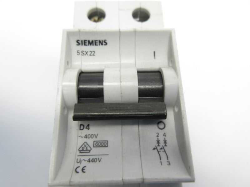 SIEMENS 5SX22-D4 400V 4A NSNP