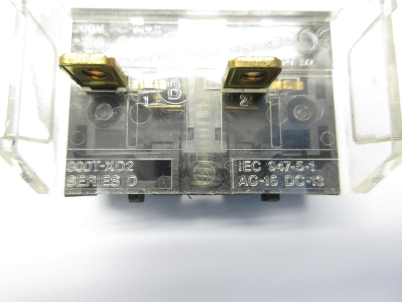 ALLEN BRADLEY 800T-XD2 SER. D 600V UNMP