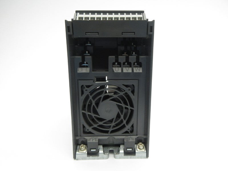SIEMENS 6SE6440-2UD13-7AA1 380-480V 2.2A NSNP