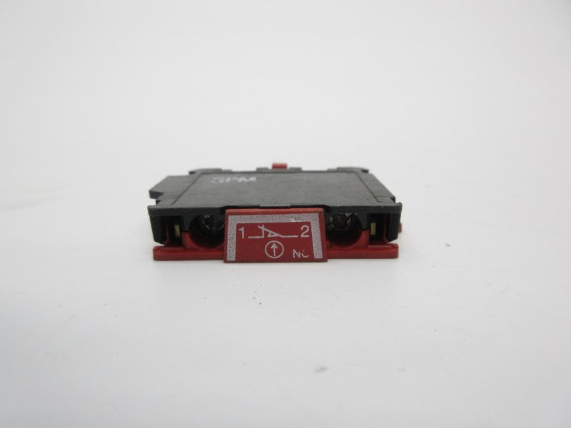 ALLEN BRADLEY 800E-4X01 SER. B 600VAC/DC 10A NSNP