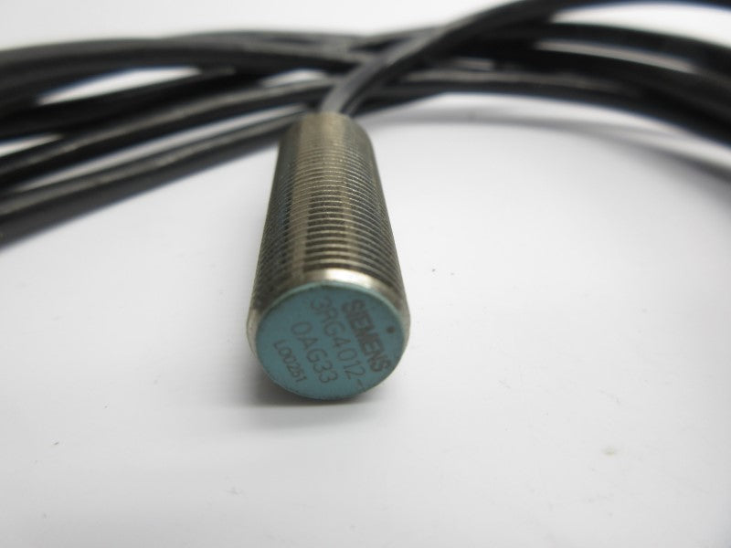 SIEMENS 3RG4012-0AG33 UNMP