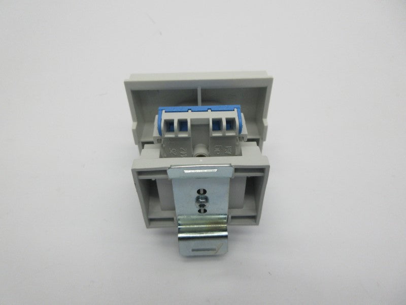 HAGER SN013 250V 10A NSNP