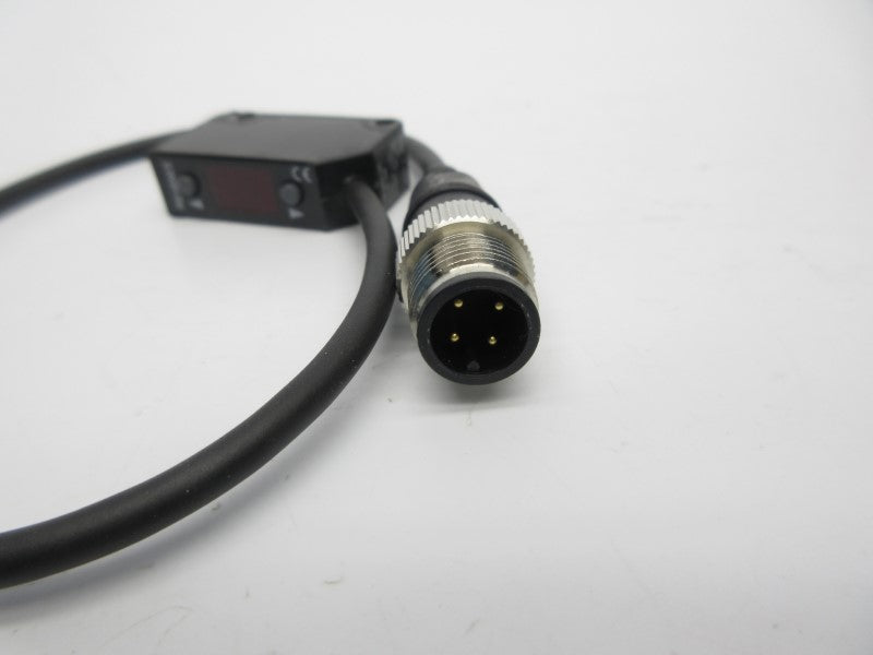 KEYENCE PZ-V33P 12-24VDC NSMP