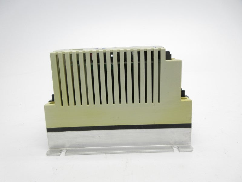 LENZE ESMD371L4TXA 400/480V 1.6/1.4A UNMP
