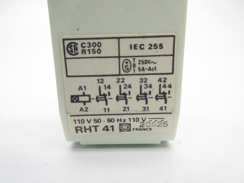 TELEMECANIQUE RHT41 110V NSNP