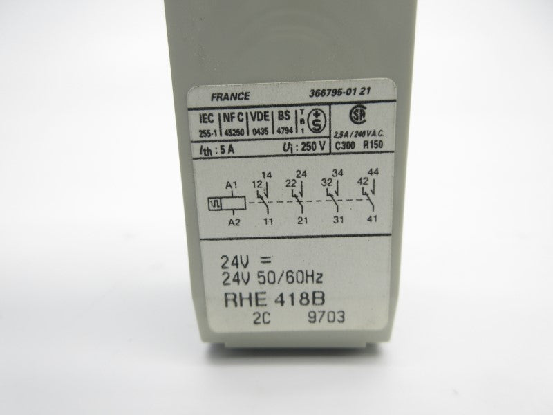 TELEMECANIQUE RHE418B 24V NSNP