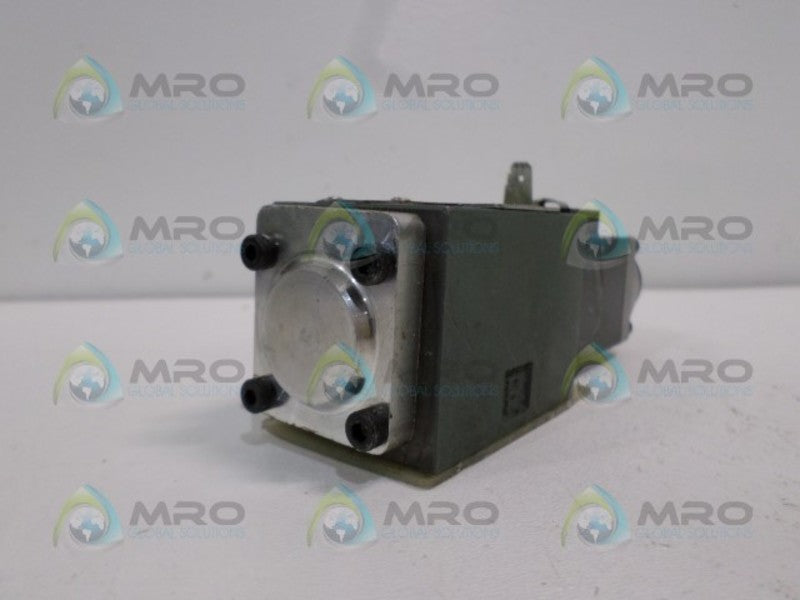 REXROTH 4WE6RB51/AW220-50NZ4 DIRECTIONAL CONTROL VALVE (AS PICTURED) UNMP