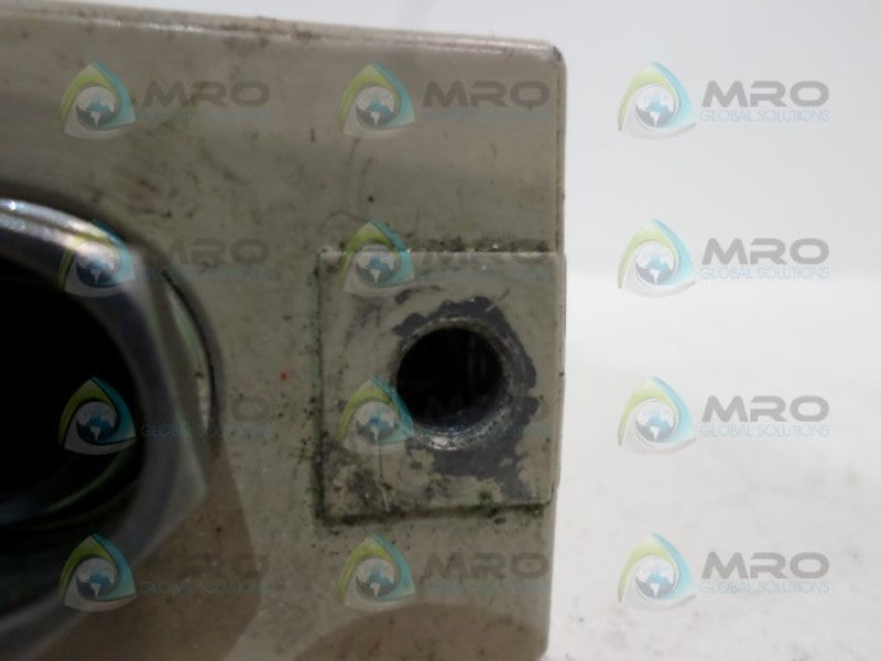 OMRON E3B-R5K-G PHOTOELECTRIC SWITCH UNMP