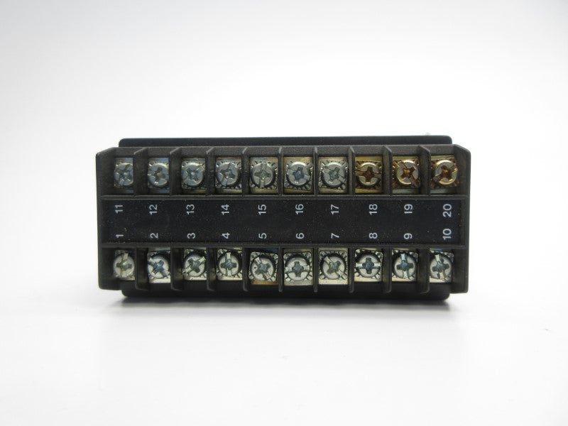 EUROTHERM 808/D1/0/0/0/0/QLS/(AJFF400)/ NSNP