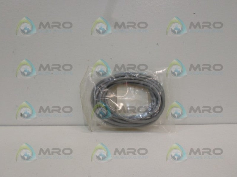 SMC SY100-68-A-30 SOLENOID VALVE CONNECTOR 234-5743 NSMP