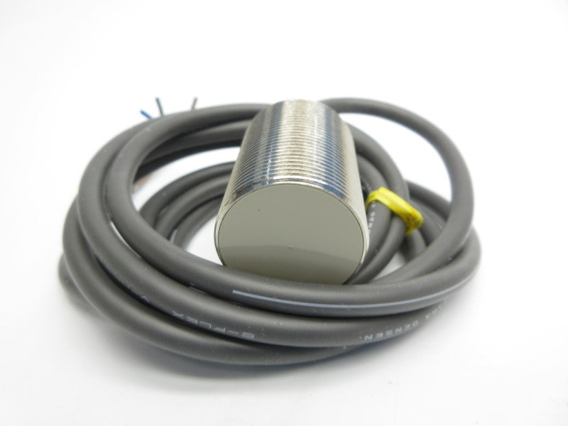 OMRON E2EV-X10C1 12-24VDC 2M NSMP