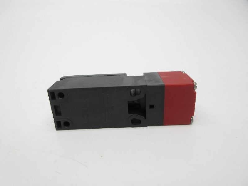 OMRON D4NS-4AF 240VAC 3A NSMP