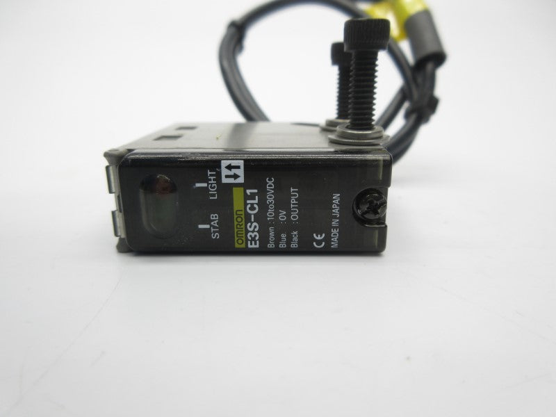 OMRON E3S-CL1 10-30VDC (AS PICTURED) NSNP