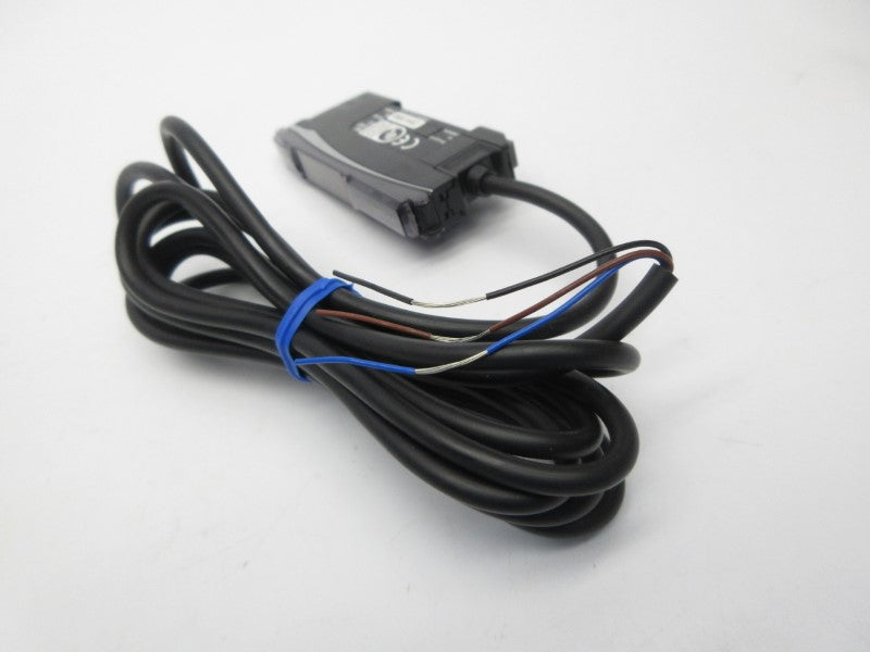 OMRON E3NX-FA11 10-30VDC NSNP