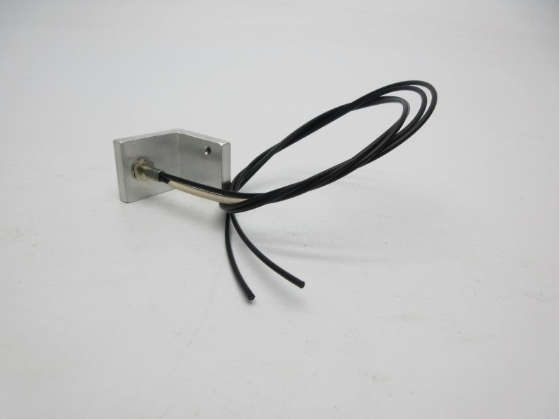 OMRON E32-LD11 2M (AS PICTURED) UNMP